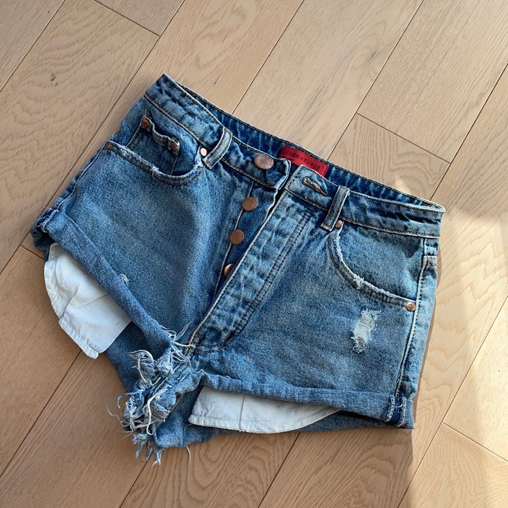 Women’s Cheeky Shorts